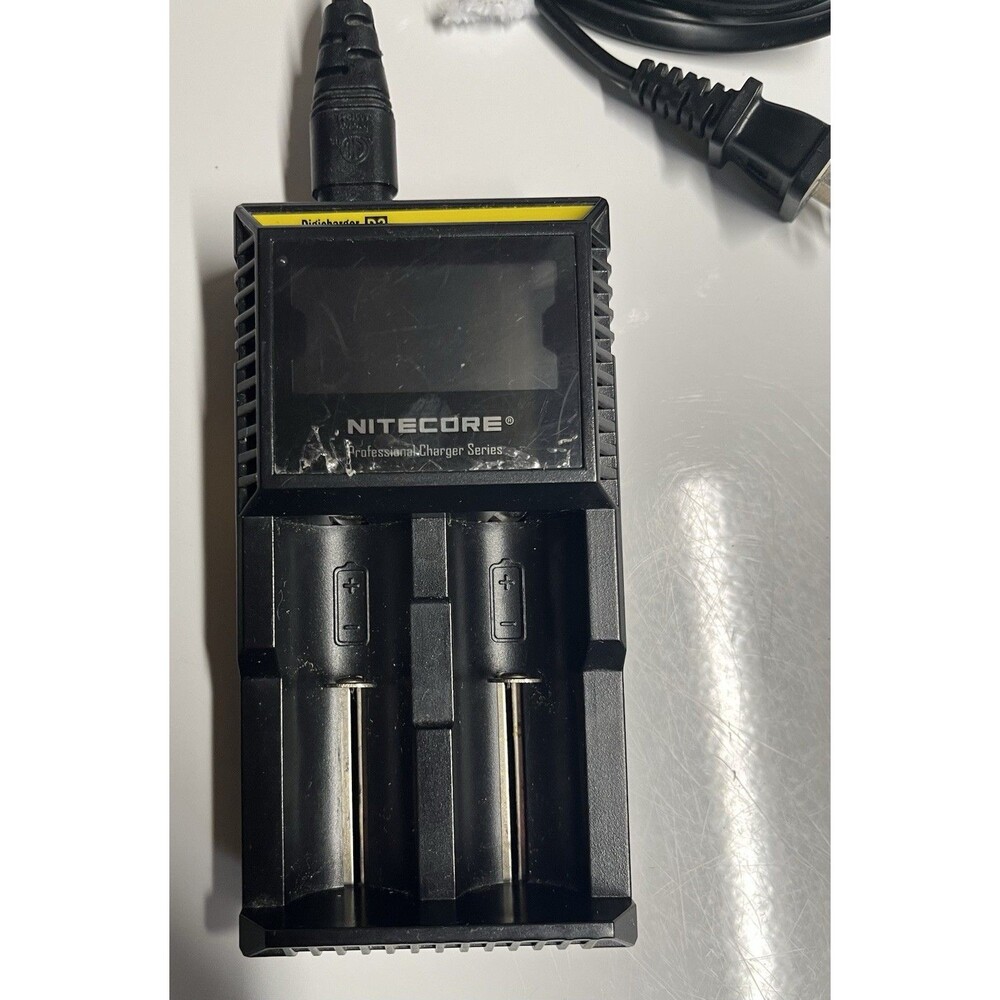 Nitecore D2 Digicharger Universal Charger RCR123A 17650 17670 14500 AA i2